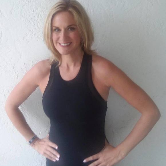 Meet your Posher, Elizabeth - Picture 1 of 1